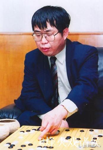 聂卫平患癌后曾说要再活30年，生活中“围棋排第三，足球排第一”，后悔为国足提前开茅台